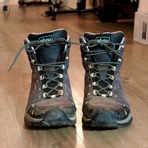 Ahnu Dark Gray Hiking Boots with Teal Accents